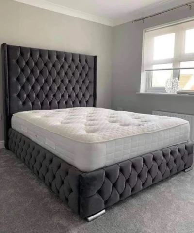 Chesterfield Wingback - King